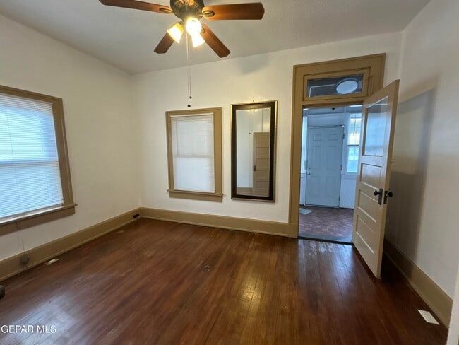 Building Photo - 1546 Upson Dr