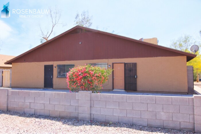 Building Photo - 2747 E Chipman Rd