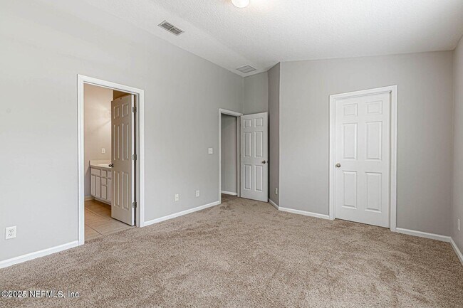 Building Photo - 5784 Sandstone Way