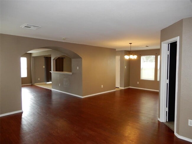 Building Photo - 20119 Baron Brook Dr