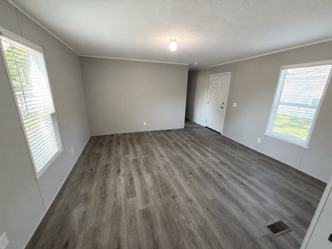 Building Photo - 251 Timber Ln