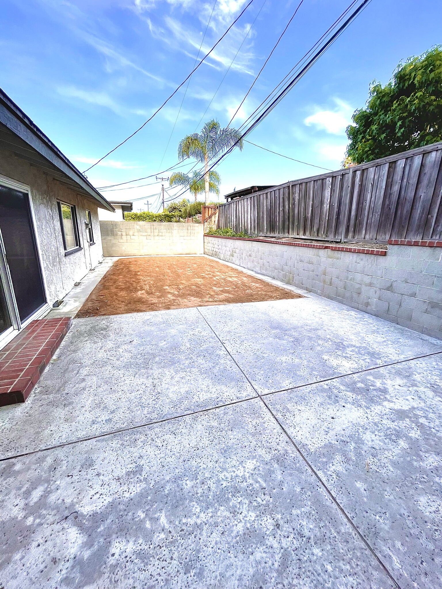 Building Photo - 1045 Marvista Ave