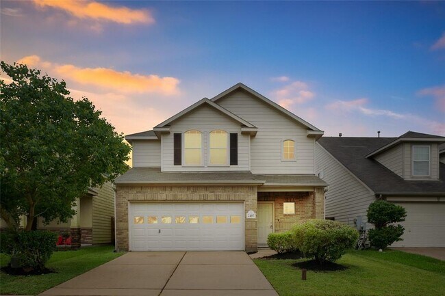 Building Photo - 2407 Lacyberry St