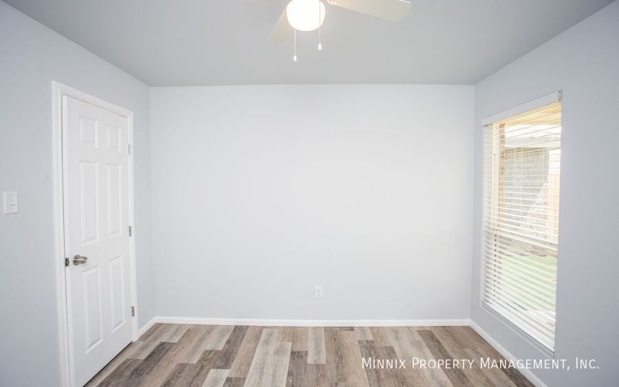 Building Photo - 8623 10th St