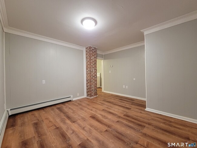 Building Photo - 344 Boswell Ave