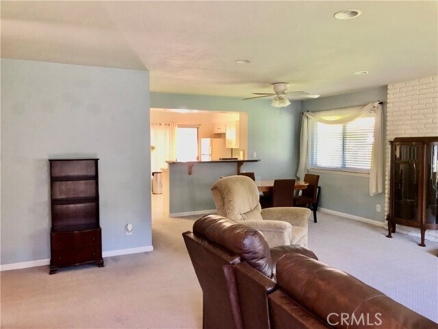 Building Photo - 5461 Bonanza Dr