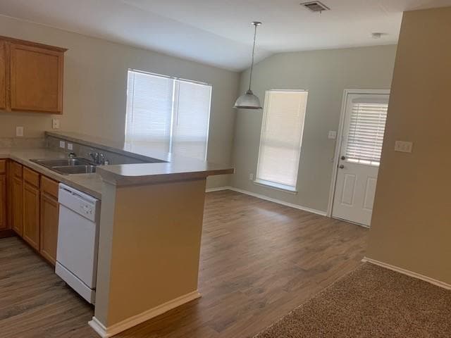 Building Photo - 721 Bamboo Dr