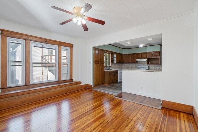 Primary Photo - 134-136 Tennyson Ave.