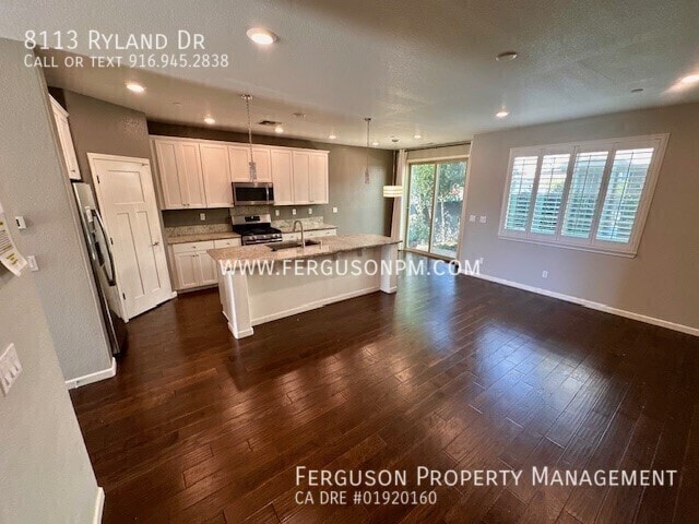 Building Photo - 8113 Ryland Dr