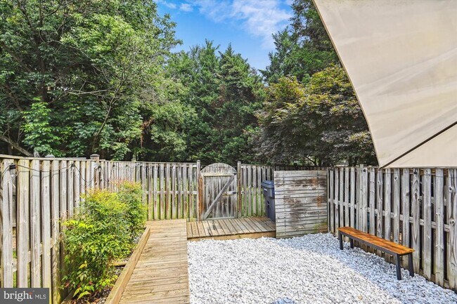 Building Photo - 6312 Chimney Wood Ct