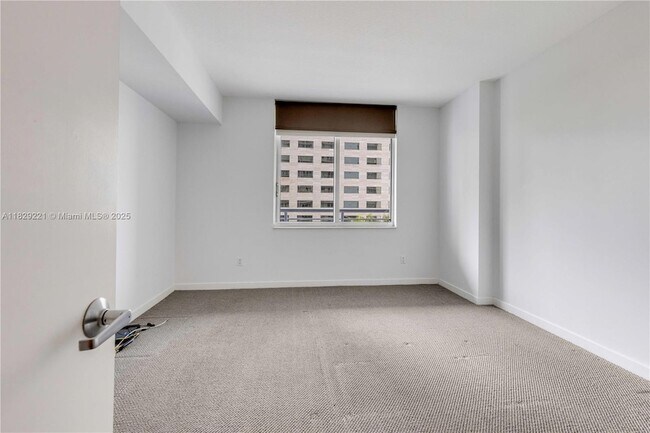 Building Photo - 335 S Biscayne Blvd