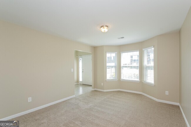 Building Photo - 5563 Martin Ct