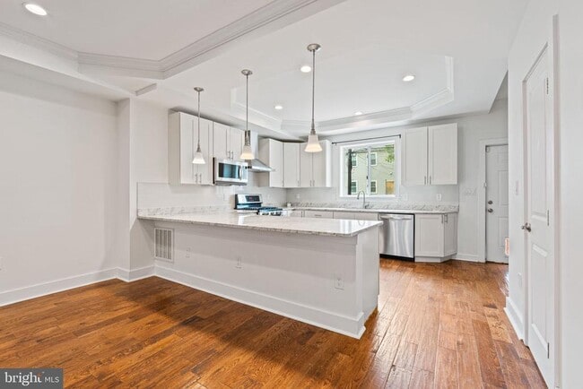 Building Photo - 1110 Orren St NE