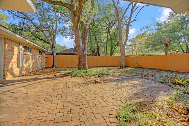 Building Photo - 5735 Wigton Dr