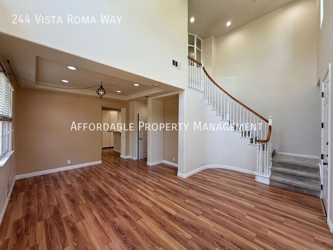 Building Photo - 244 Vista Roma Way