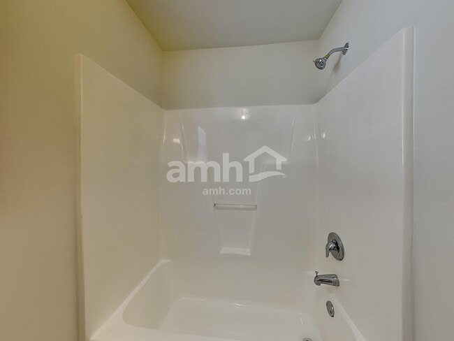 Building Photo - 2321 King Malcolm Ln