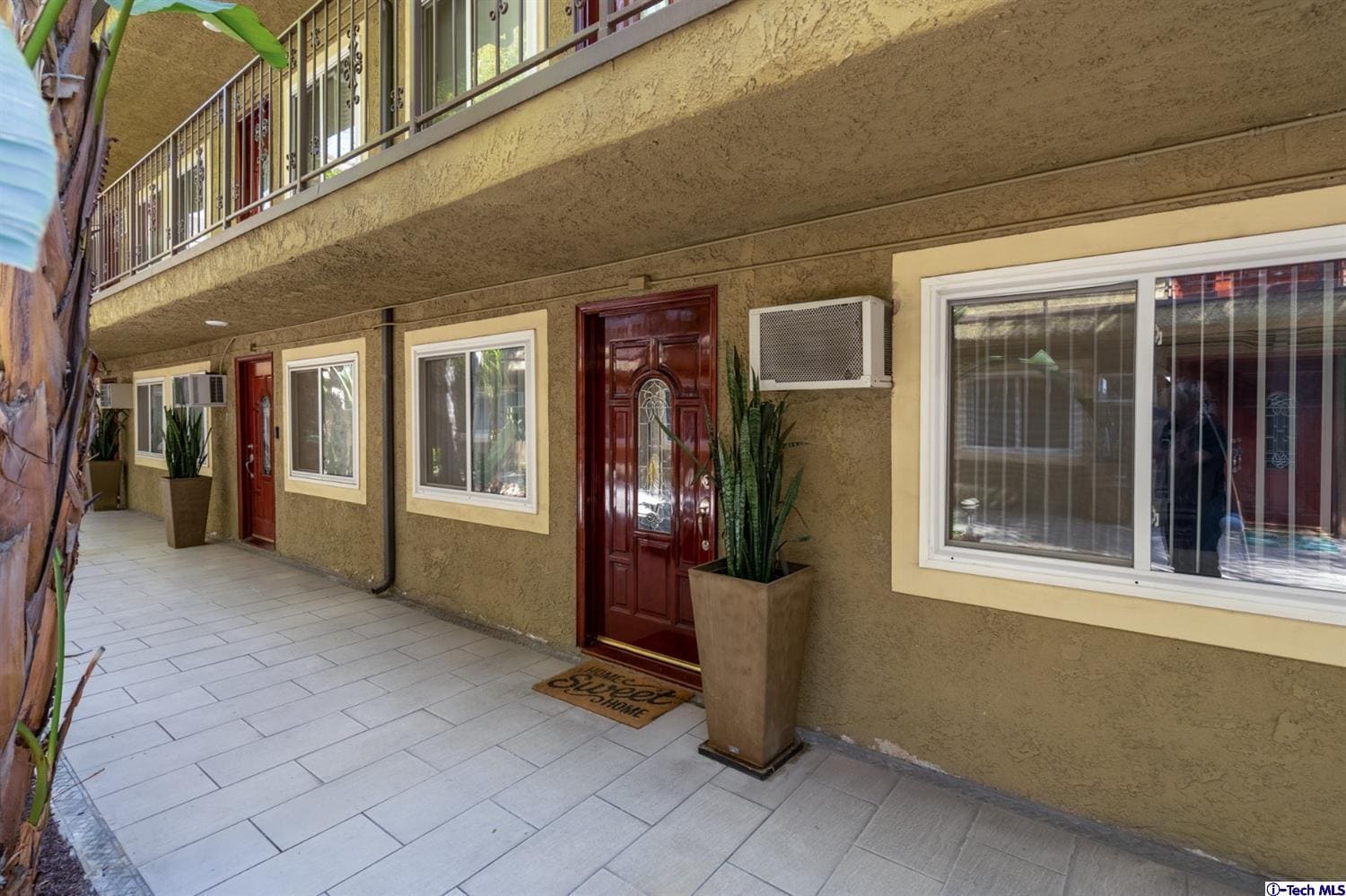 Building Photo - 3220 Altura Ave