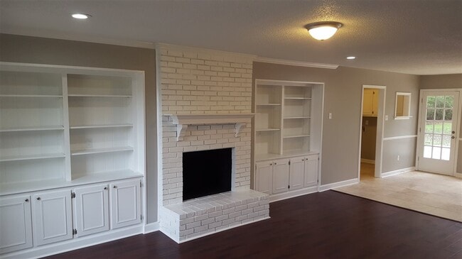 Building Photo - 7472 Dove Field Cove