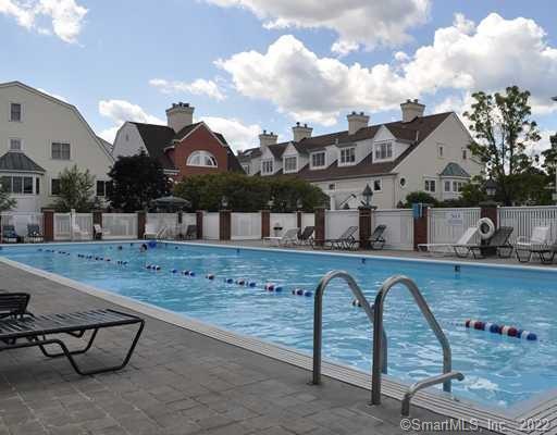 Building Photo - 51 Forest Ave