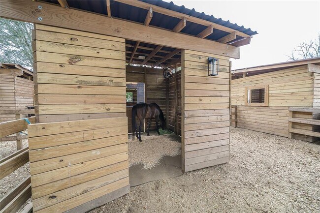 Building Photo - 8540 Boyt Rd