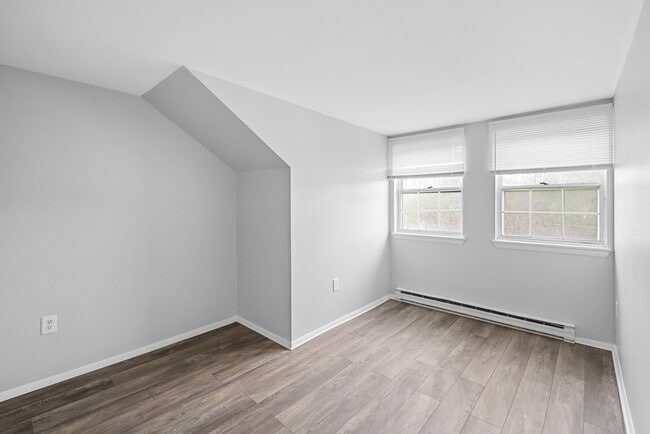 Building Photo - 50-62 East Street - 7A