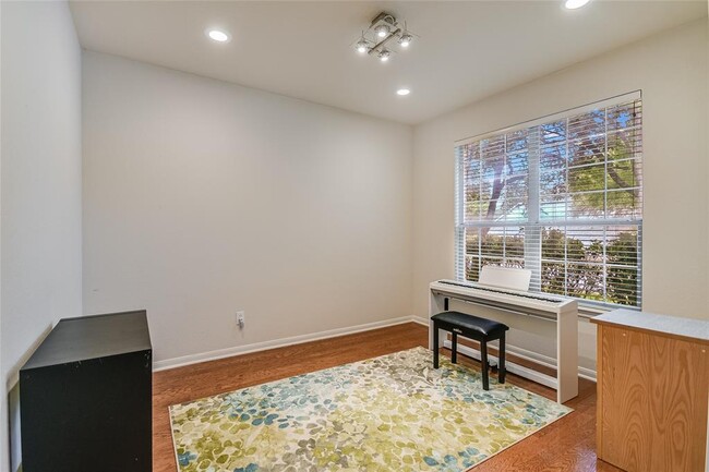 Building Photo - 3409 Zebecca Creek Dr