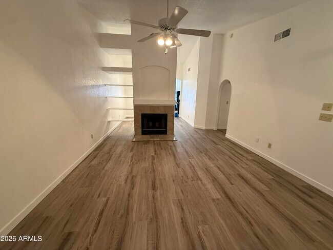 Building Photo - 3510 E Hampton Ave