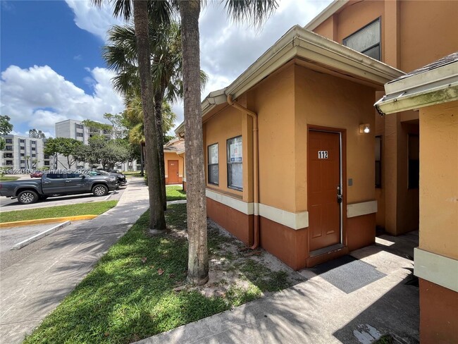 Building Photo - 2511 NW 56th Ave