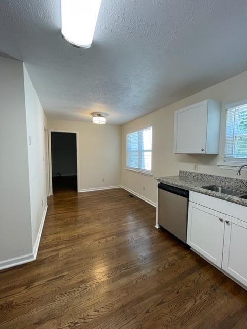 Building Photo - 1130 Ridgemont Dr