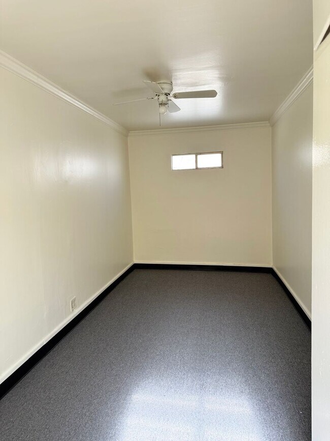 Building Photo - North Park 2/2+ Bonus room, garage and rea...