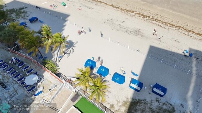 Building Photo - 4020 Galt Ocean Dr