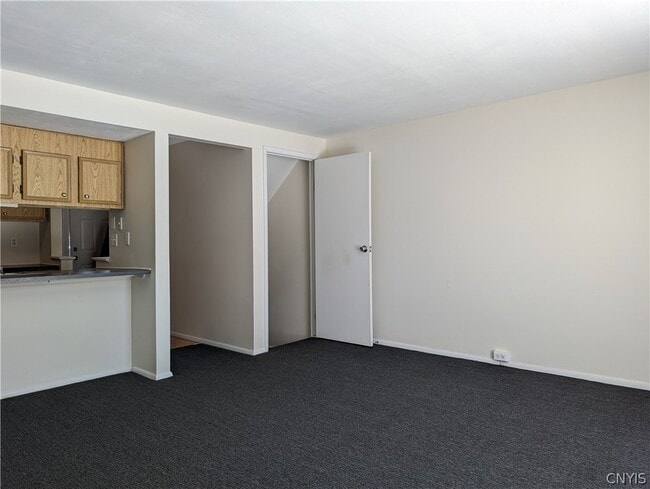 Building Photo - 8217 Trevi Ln