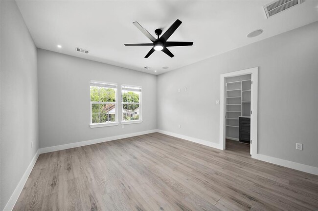 Building Photo - 10113 Porto Rico Rd