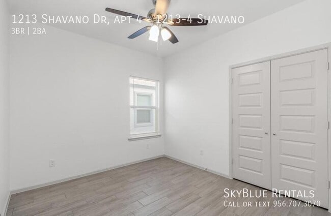 Building Photo - 1213 Shavano Dr