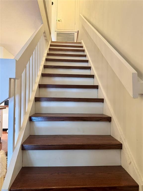 Building Photo - 5169 Lazy Oaks Dr