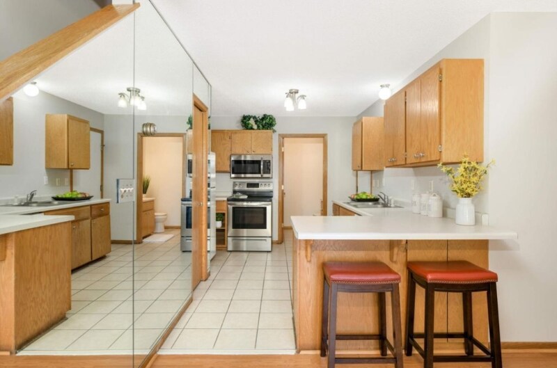 Building Photo - 464 Roundhouse St