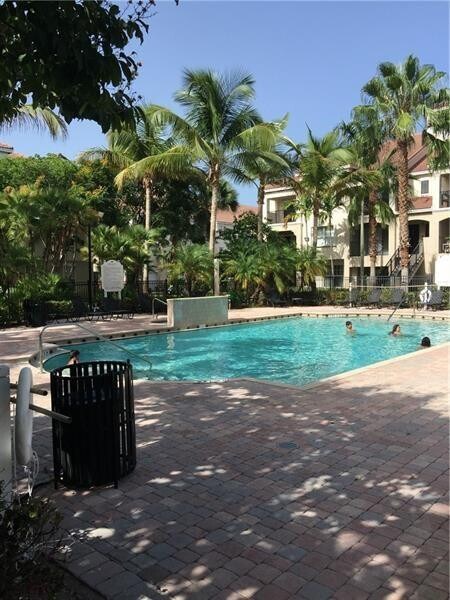 Building Photo - 5800 W Sample Rd