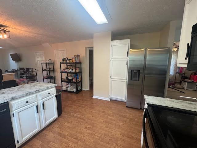 Building Photo - "Spacious 4-Bedroom Haven with 3 Full Bath...