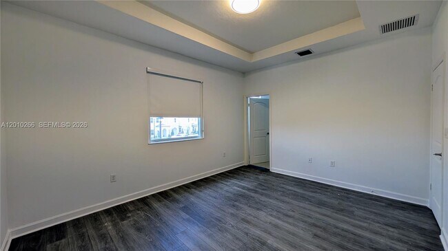 Building Photo - 2628 SE 28th Dr