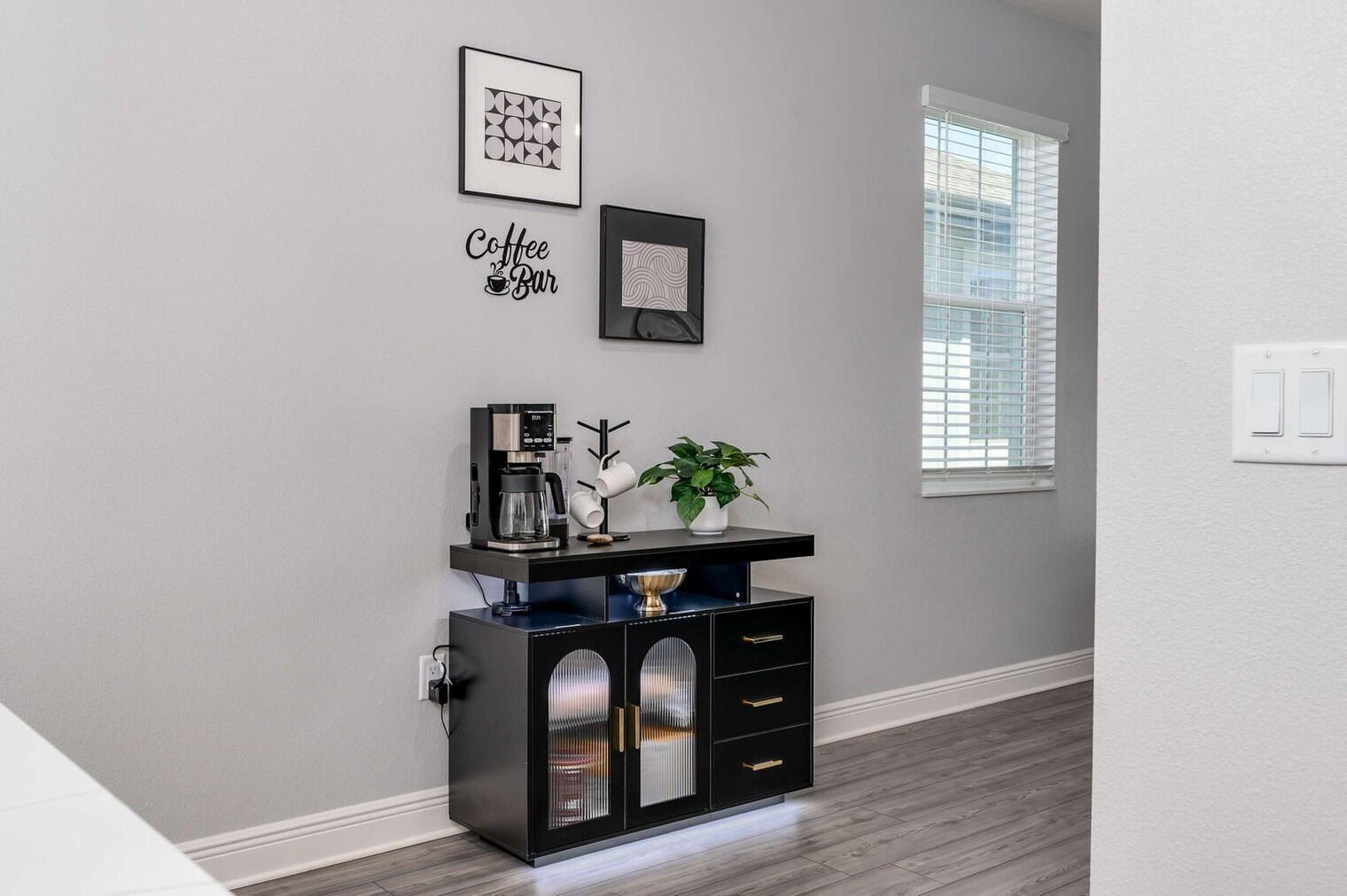 Building Photo - 7825 Somersworth Dr