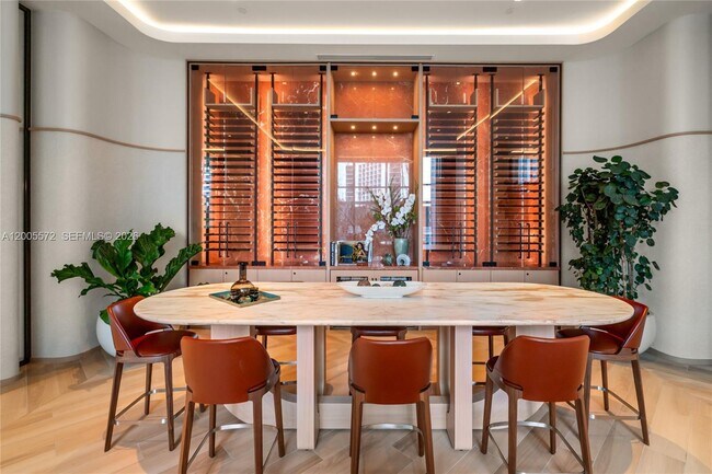 Building Photo - 77 SE 5th St