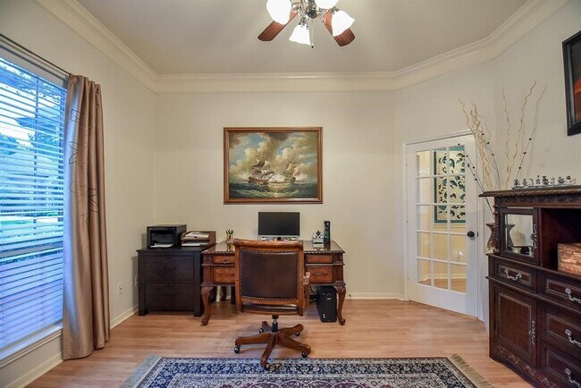Building Photo - 18415 Little Fawn Dr