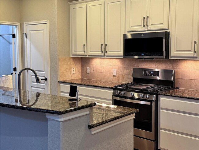 Building Photo - 4332 Teravista Club Dr