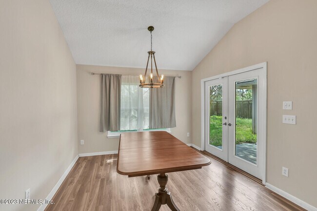 Building Photo - 951 Silver Spring Ct
