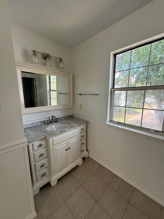 Building Photo - 6115 Heathstone Ln