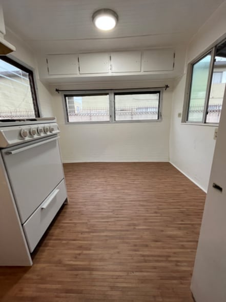 Building Photo - 15012 Lemoli Ave