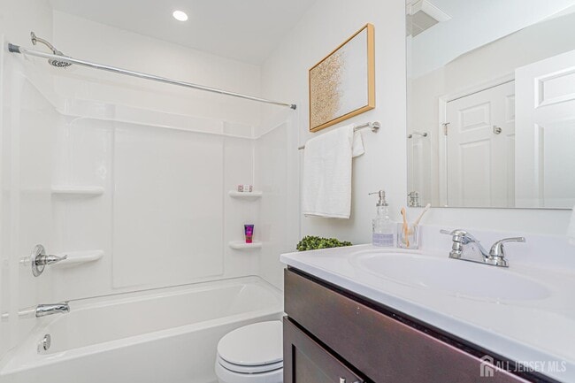 Building Photo - 1227 Waterford Dr