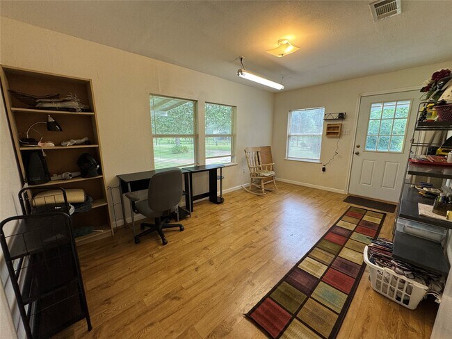 Building Photo - 2300 Bowler Rd