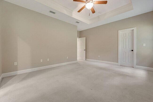 Building Photo - Gorgeous Southern Living Home in Coveted S...