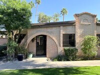 Building Photo - 3032 N 32nd St